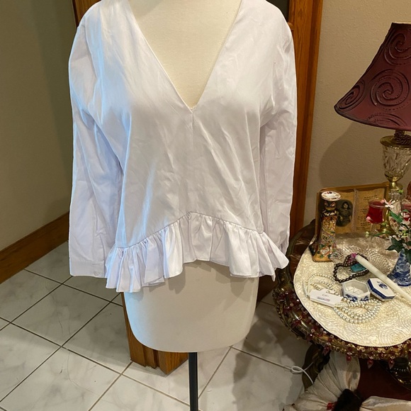 English factory peplum Top size small. Size S (4-6) - Picture 4 of 9